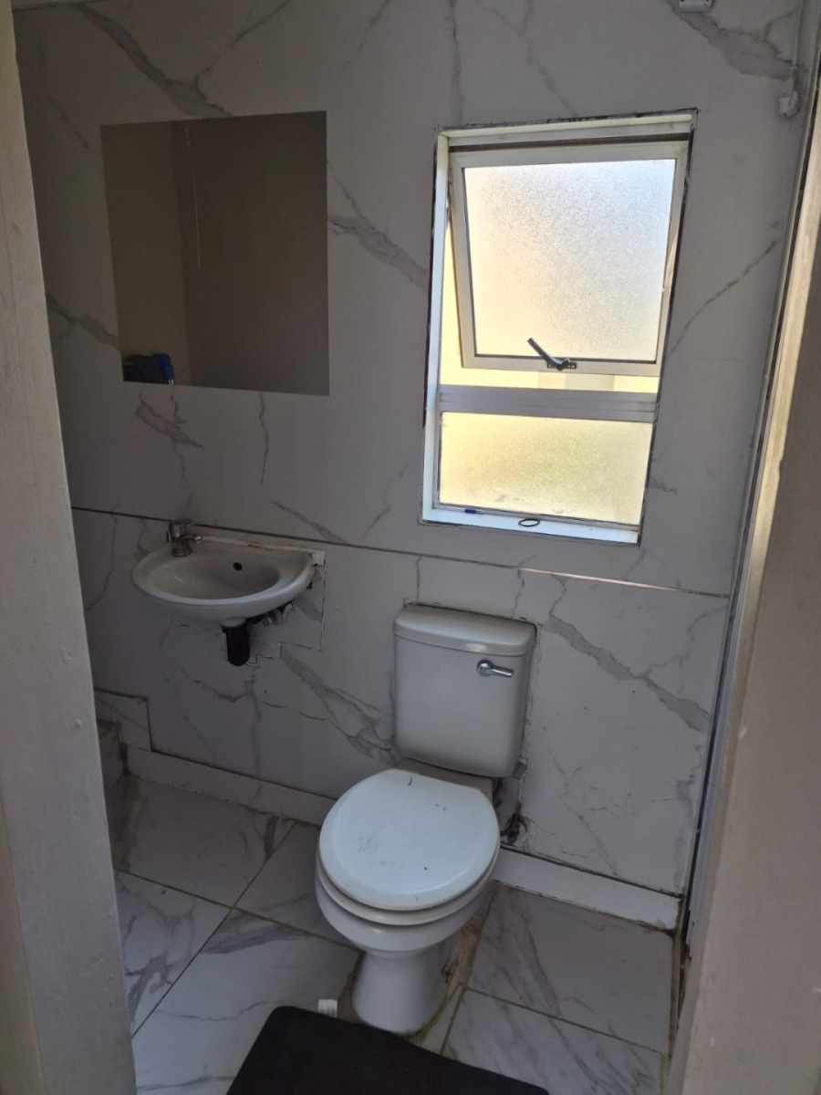 4 Bedroom Property for Sale in Morningside Eastern Cape